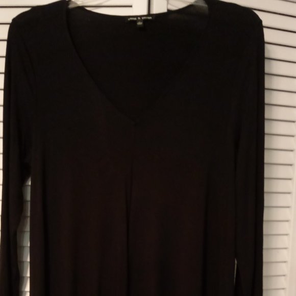 Cable & Gauge | Tops | Cable Gauge Long Sleeve V Neck Black Womans Top ...